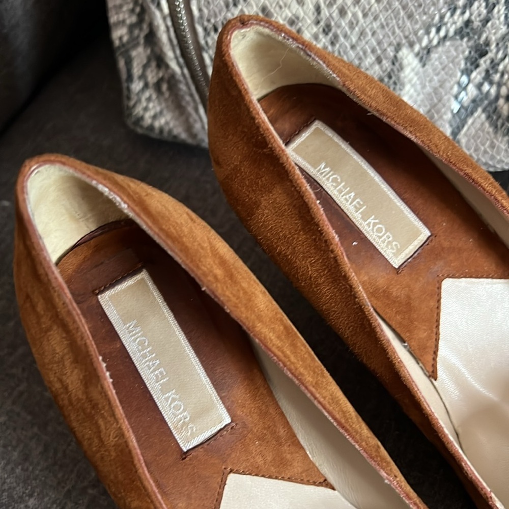 MICHAEL KORS Made in Italy Brown Suede Luxury Heels/ Pumps Size 7 - Picture 6 of 12